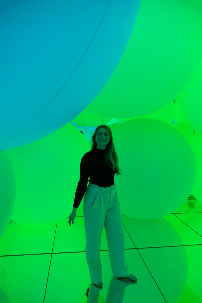 Balloon room at teamLab Planets in Tokyo