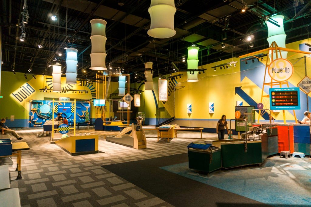 Things to do in Des Moines - Science Center of Iowa