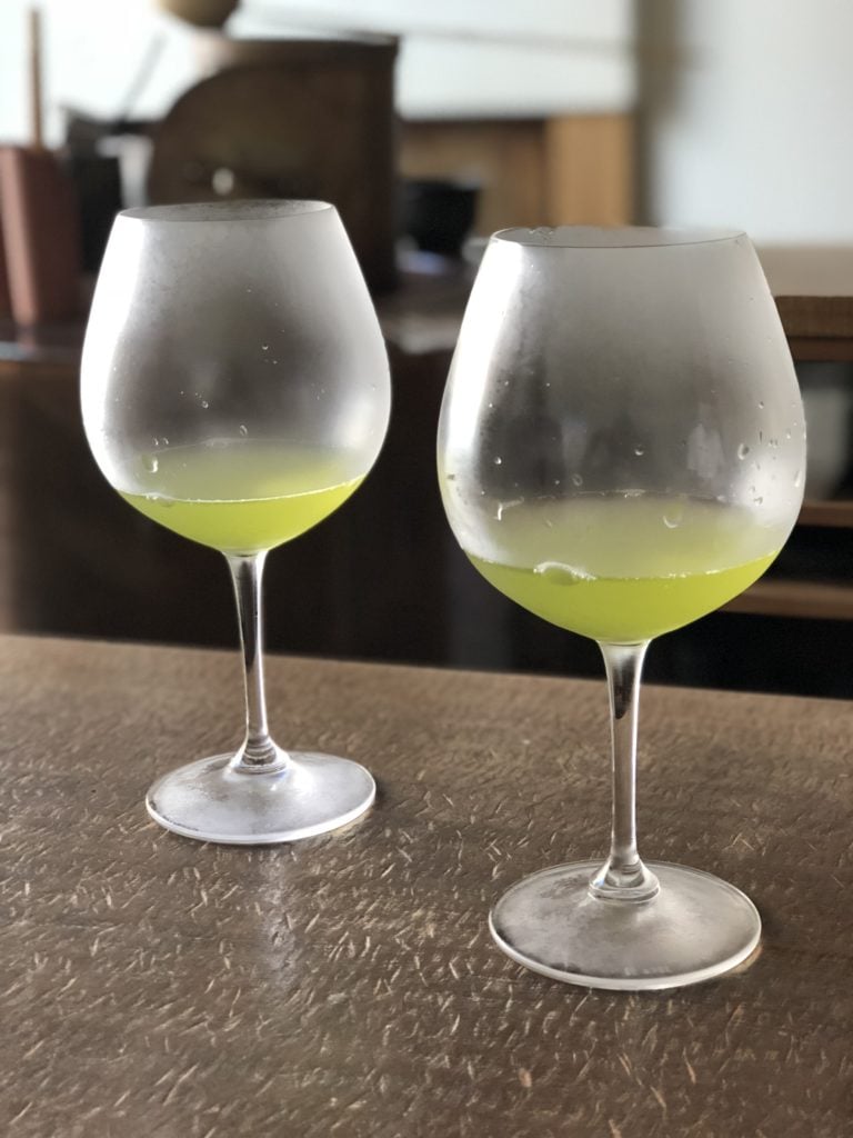 Cold green tea in large wine glasses at YOROZU - Fukuoka