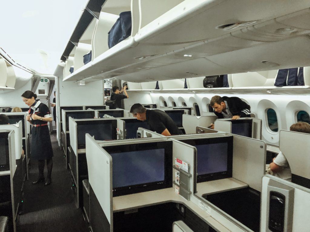 Cabin of Japan Airlines Business Class 787