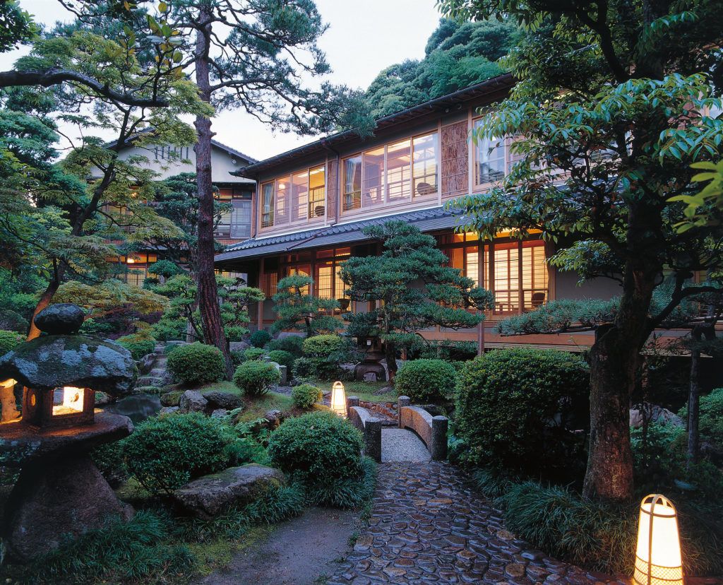 Exterior of Nishimuraya Honkan in Kinosaki Onsen