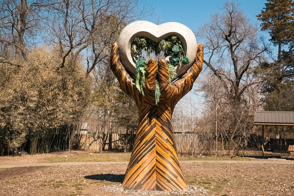 Compton Gardens sculpture - things to do in Bentonville, AR