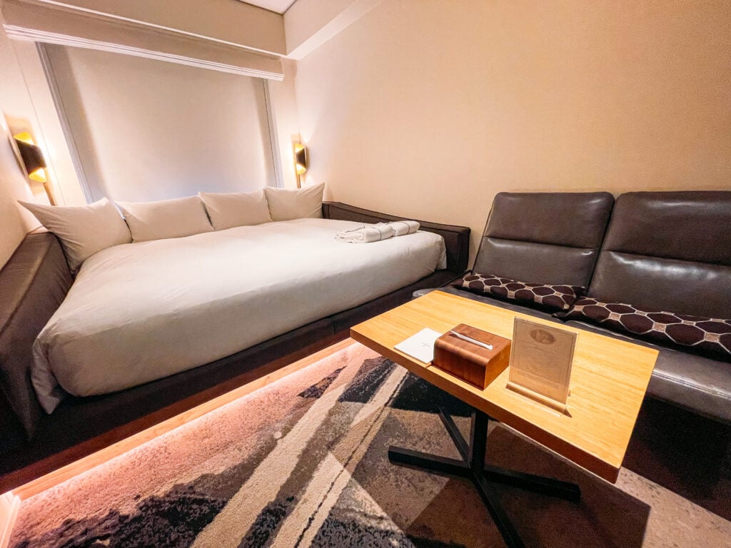 King size bed at Kyoto Granbell Hotel