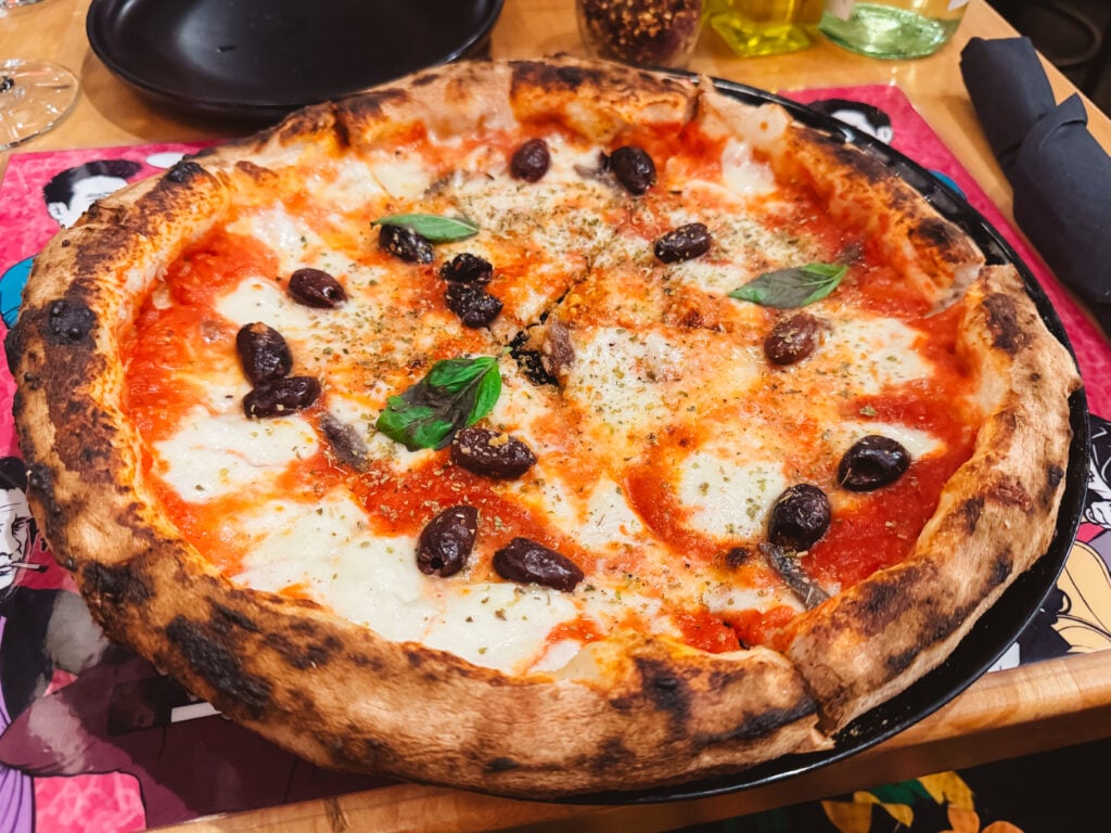 Napoletana pizza with olives and anchovies from Malmosto in Sarasota.
